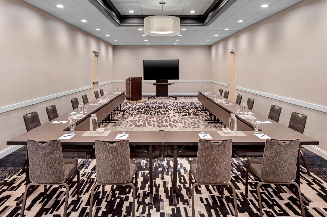 Delta Hotels By Marriott Minneapolis Northeast Extérieur photo