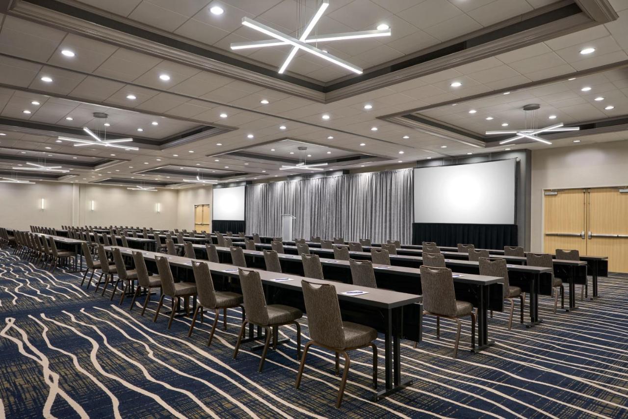 Delta Hotels By Marriott Minneapolis Northeast Extérieur photo