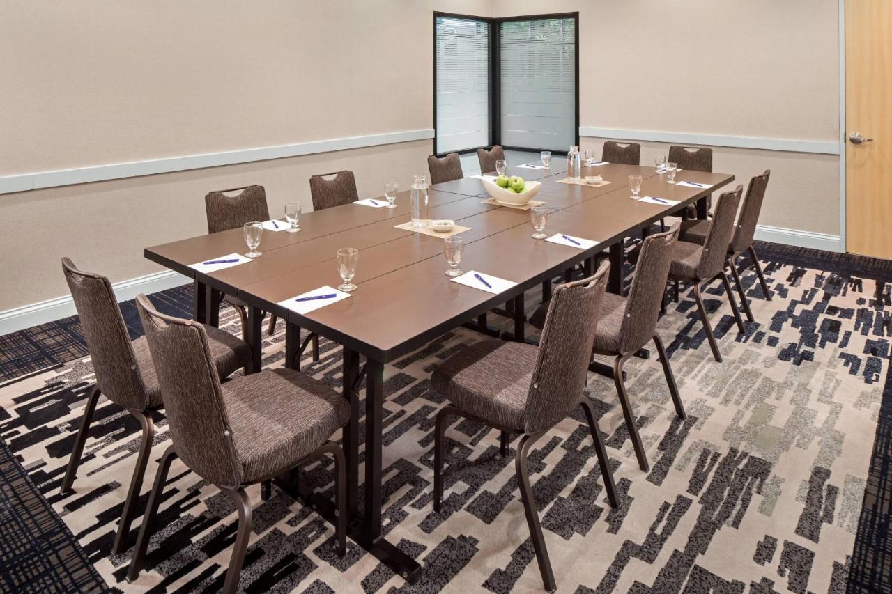 Delta Hotels By Marriott Minneapolis Northeast Extérieur photo