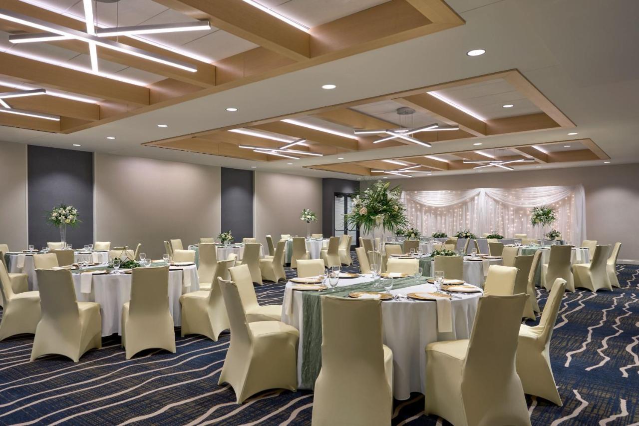 Delta Hotels By Marriott Minneapolis Northeast Extérieur photo