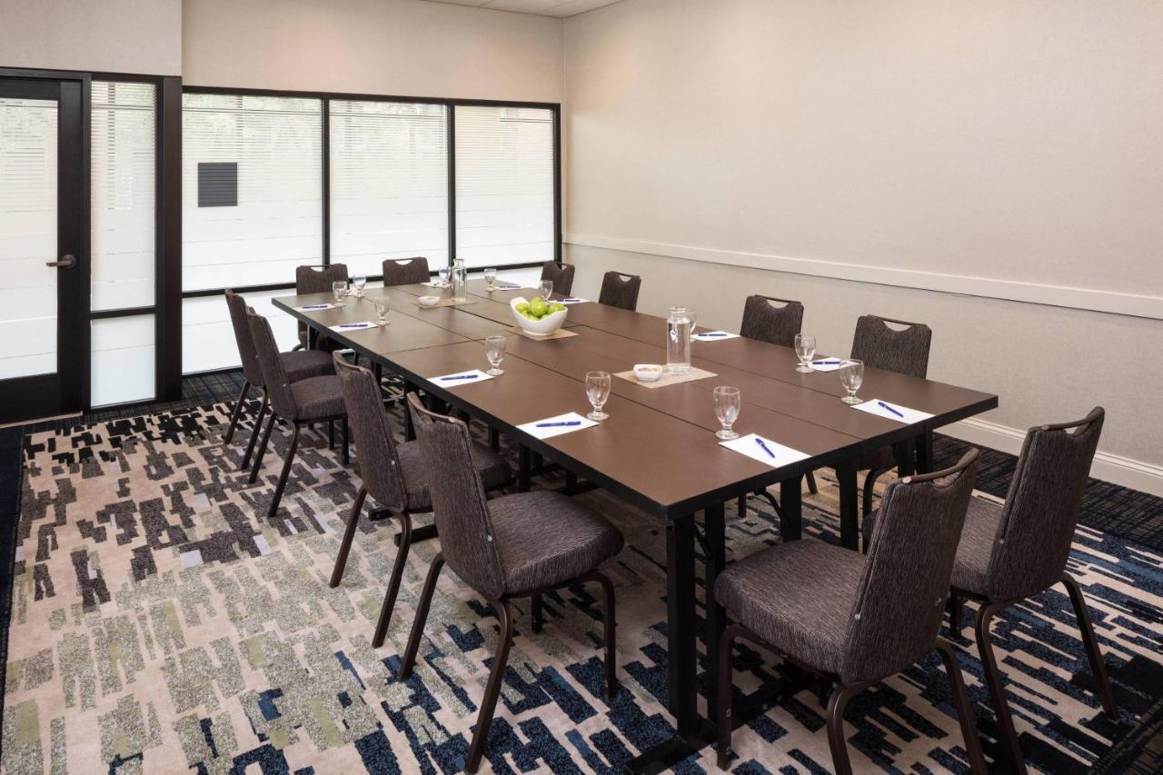 Delta Hotels By Marriott Minneapolis Northeast Extérieur photo