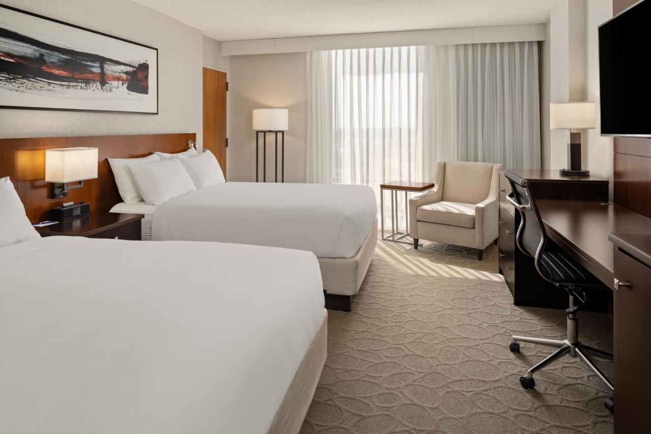 Delta Hotels By Marriott Minneapolis Northeast Extérieur photo