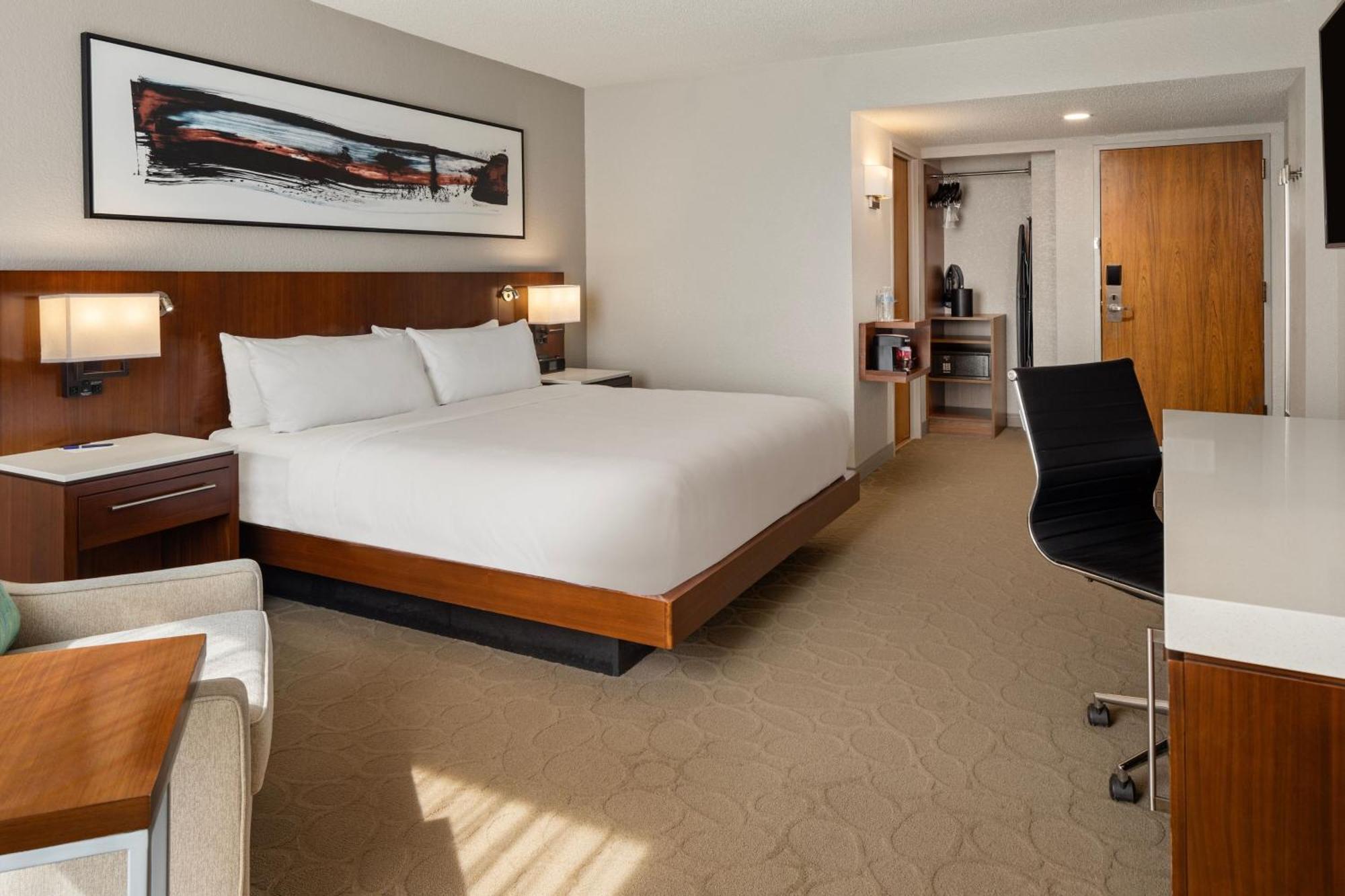 Delta Hotels By Marriott Minneapolis Northeast Extérieur photo