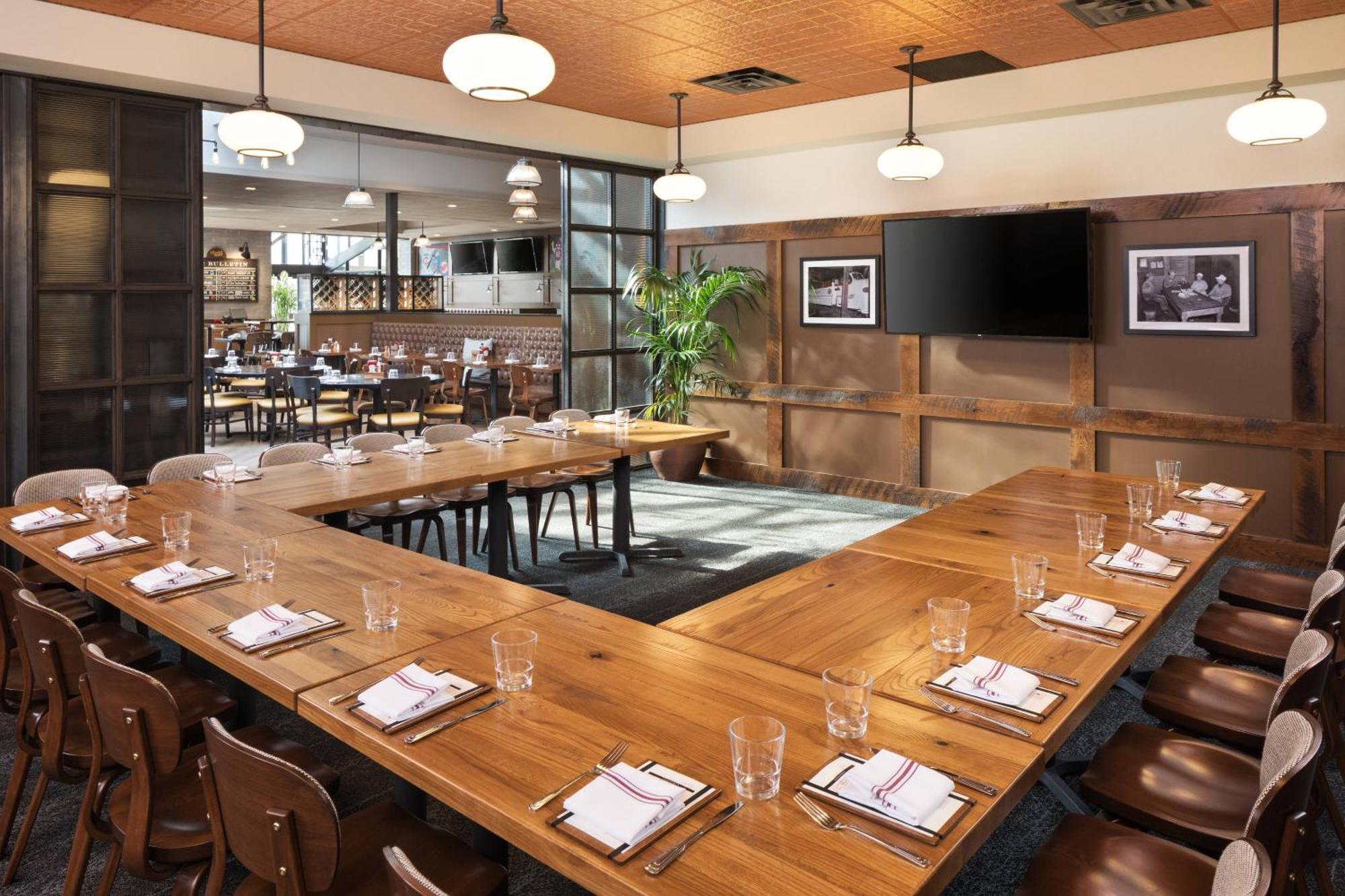 Delta Hotels By Marriott Minneapolis Northeast Extérieur photo
