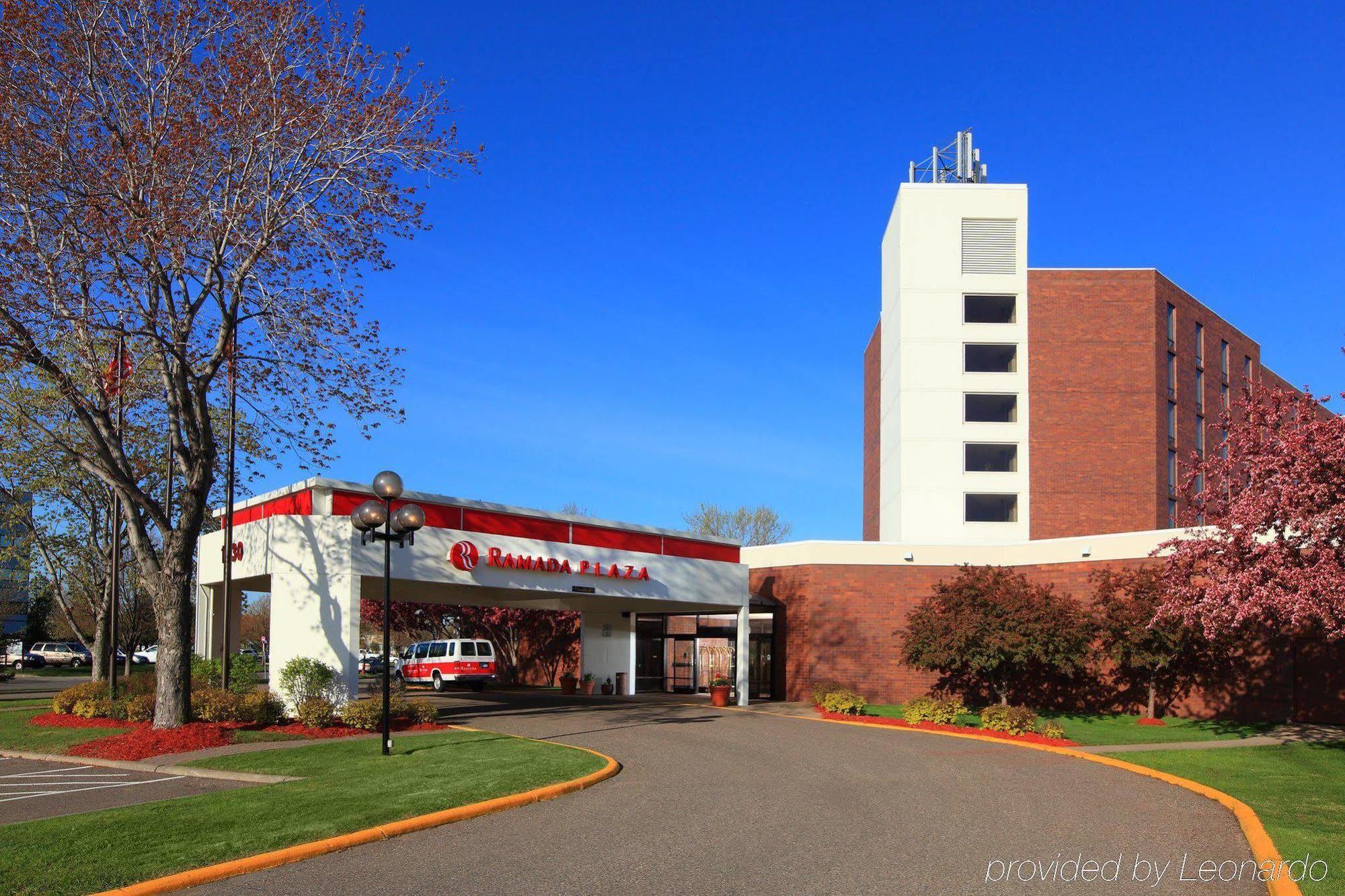 Delta Hotels By Marriott Minneapolis Northeast Extérieur photo