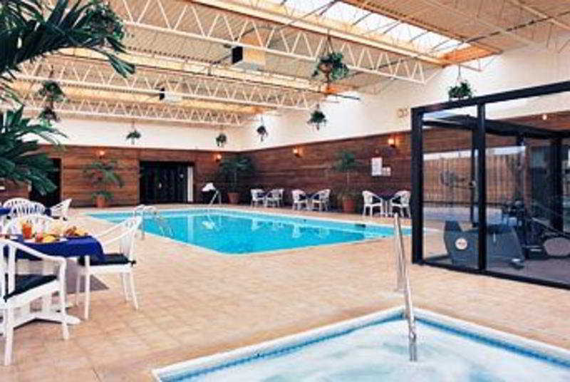 Delta Hotels By Marriott Minneapolis Northeast Extérieur photo