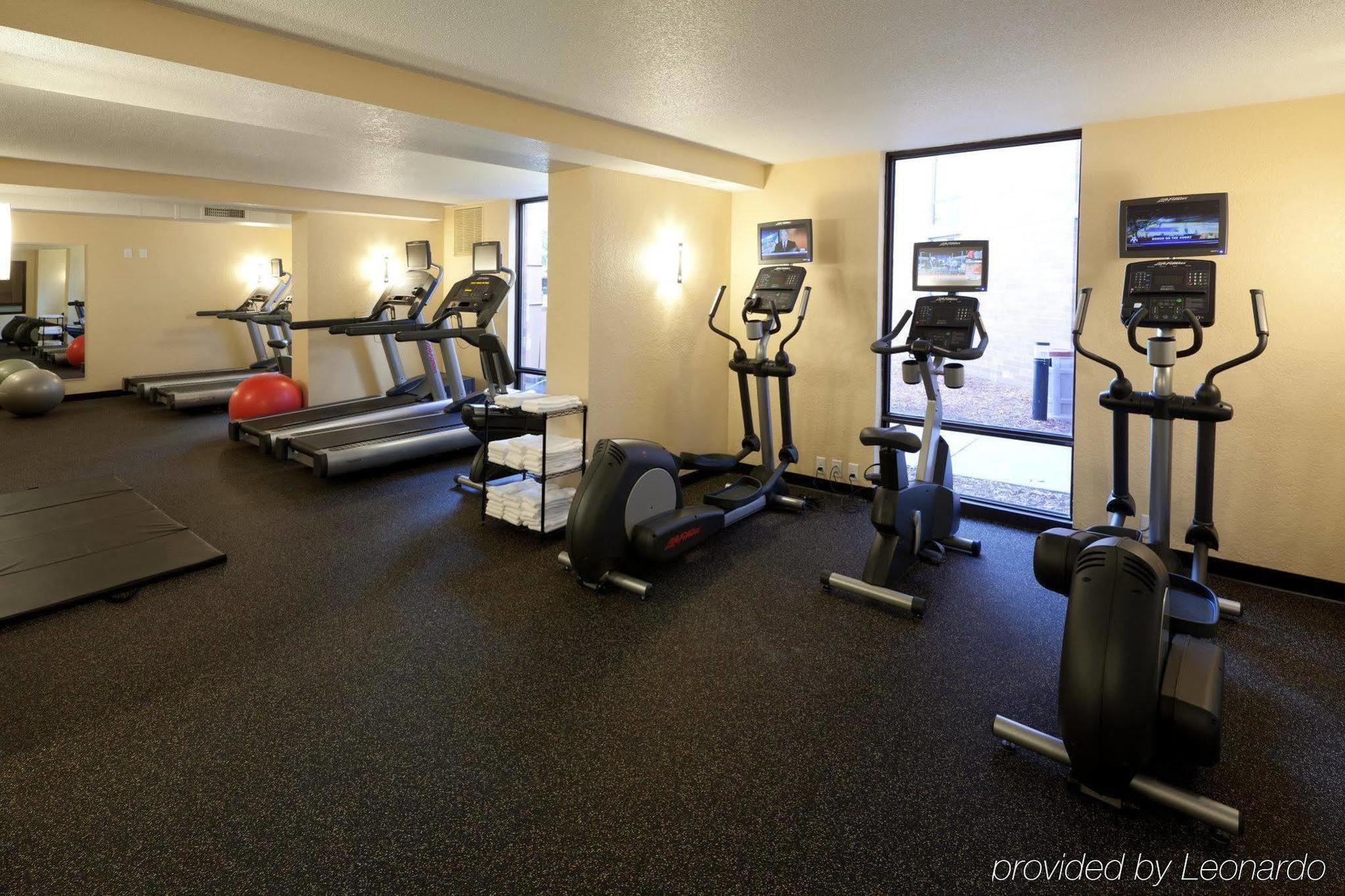 Delta Hotels By Marriott Minneapolis Northeast Extérieur photo