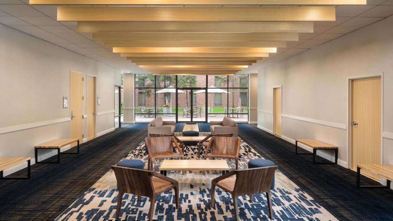 Delta Hotels By Marriott Minneapolis Northeast Extérieur photo